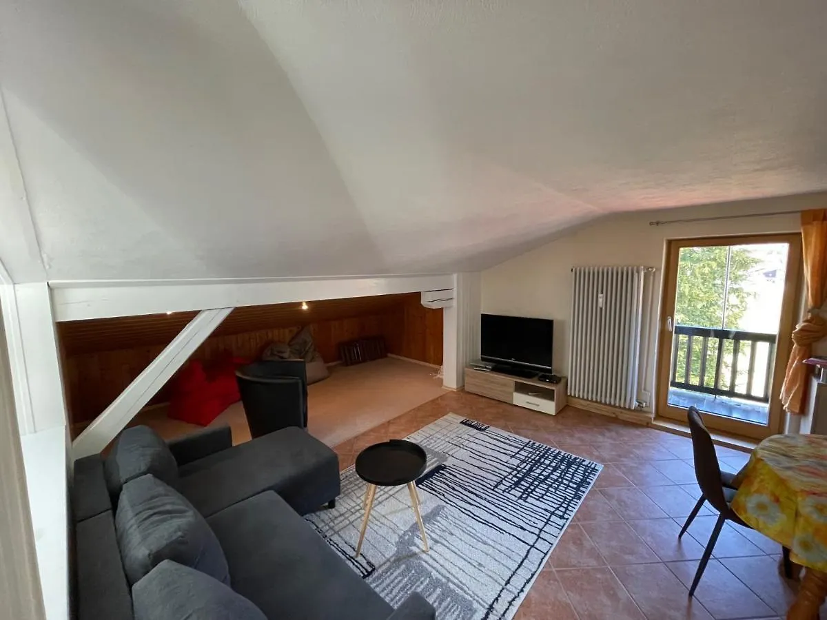 Apartment Ferienwohnung Geräumiges Domizil mit Bergblick Oberwössen Deutschland